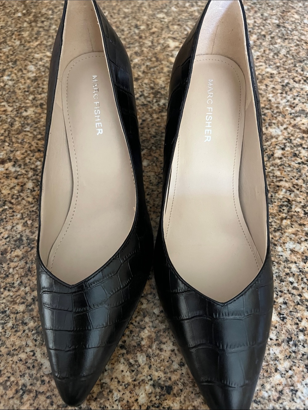 Marc Fisher Black Croc-Embossed Pointed Toe Pumps size 8 worn once